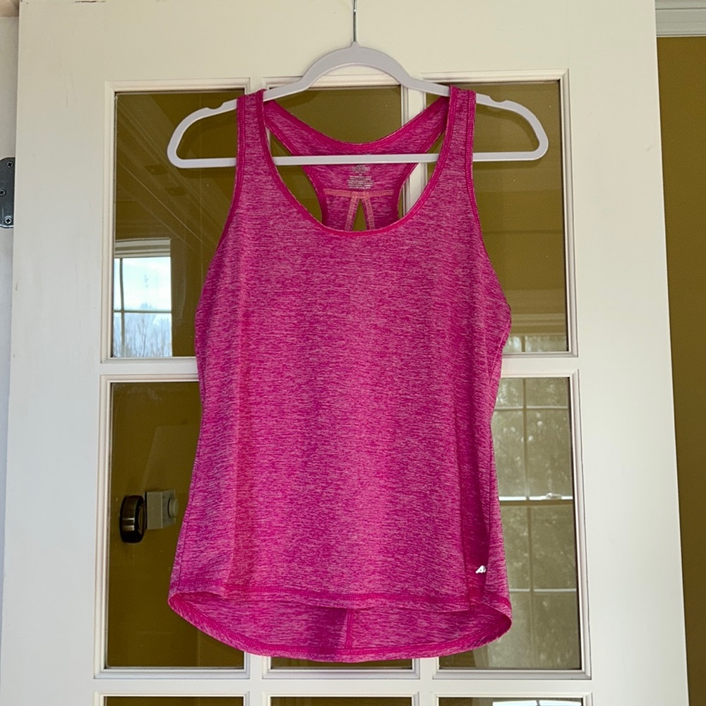 Athletic top